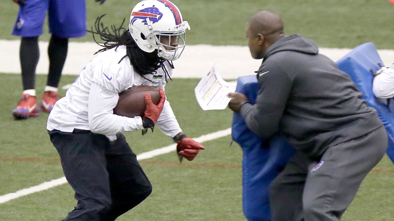 Bills hold practice in Detroit prepping for Jets game